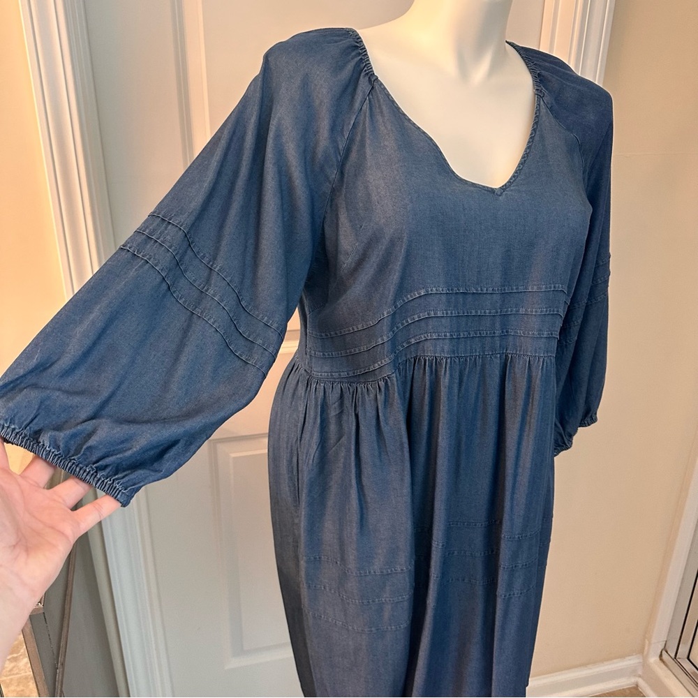 Cato. Chambray dress. Size 14/16. Denim dress. Long sleeve dress. Casual dress. - Picture 5 of 8